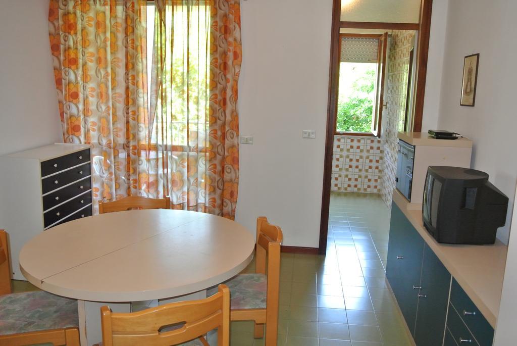 Residence Gardenia Lignano Sabbiadoro Eksteriør billede