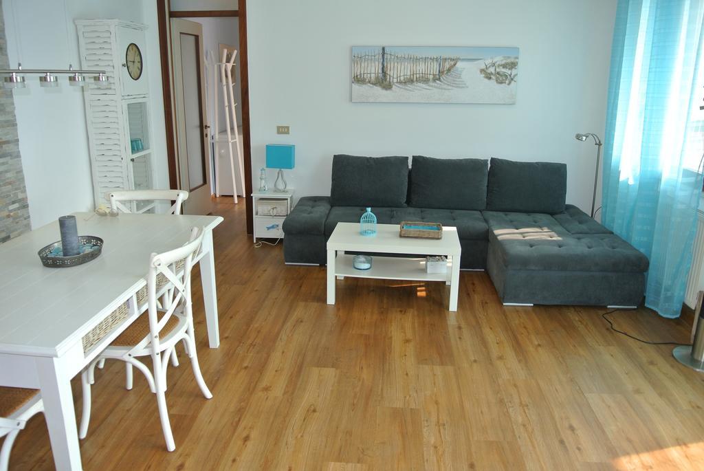 Residence Gardenia Lignano Sabbiadoro Eksteriør billede
