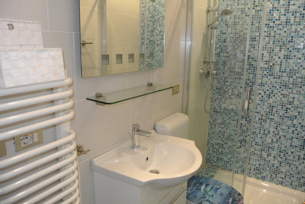 Residence Gardenia Lignano Sabbiadoro Eksteriør billede